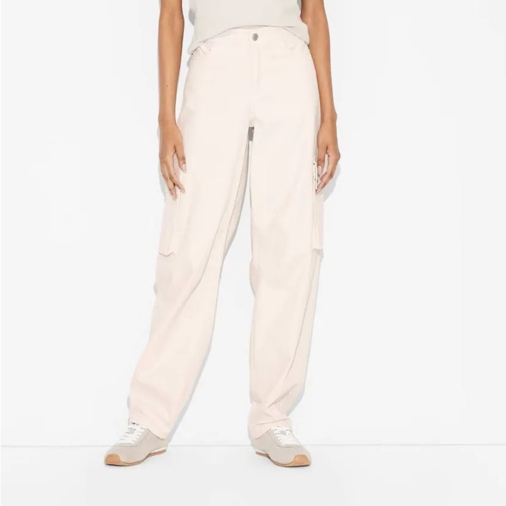Cream Barrel Cargo Pants